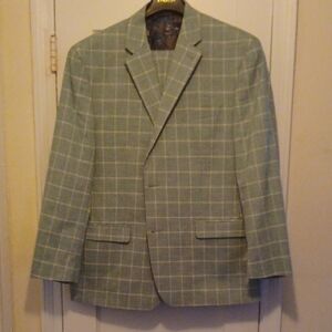 Sean John Light Blue Window Paine Suit with Structured Tailoring. Sz 46R